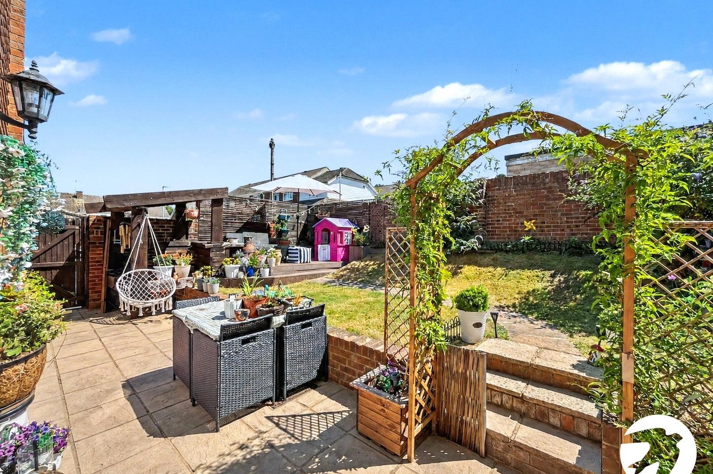 4 bedroom house for sale in Walderslade | Robinson Michael & Jackson