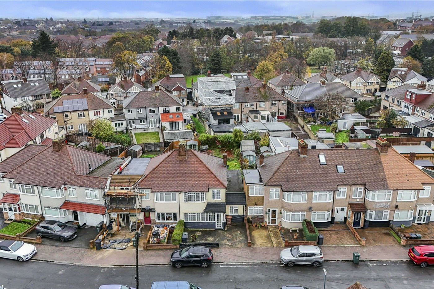 4 bedroom house to rent in Dartford | Robinson Jackson