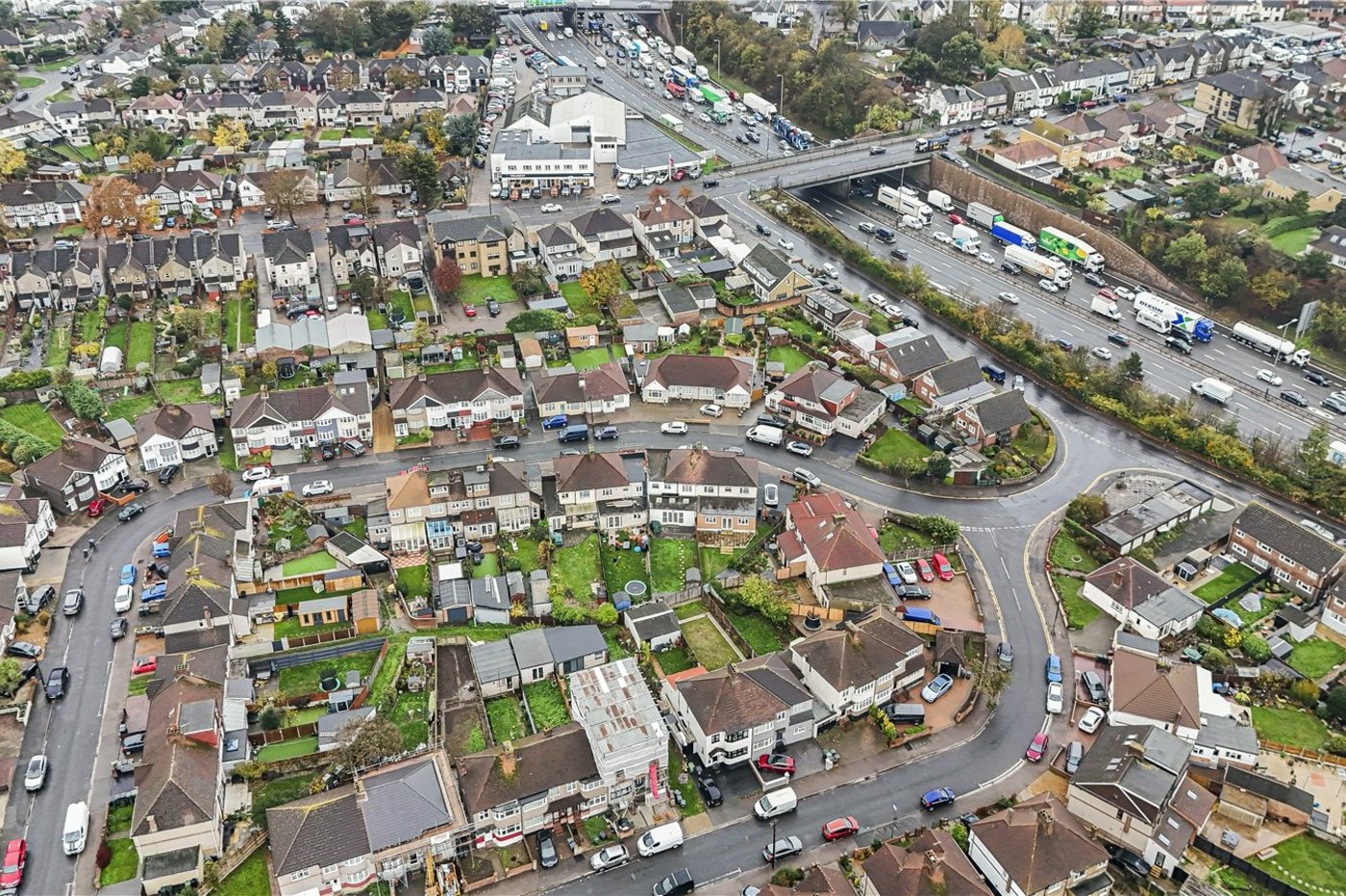 4 bedroom house to rent in Dartford | Robinson Jackson