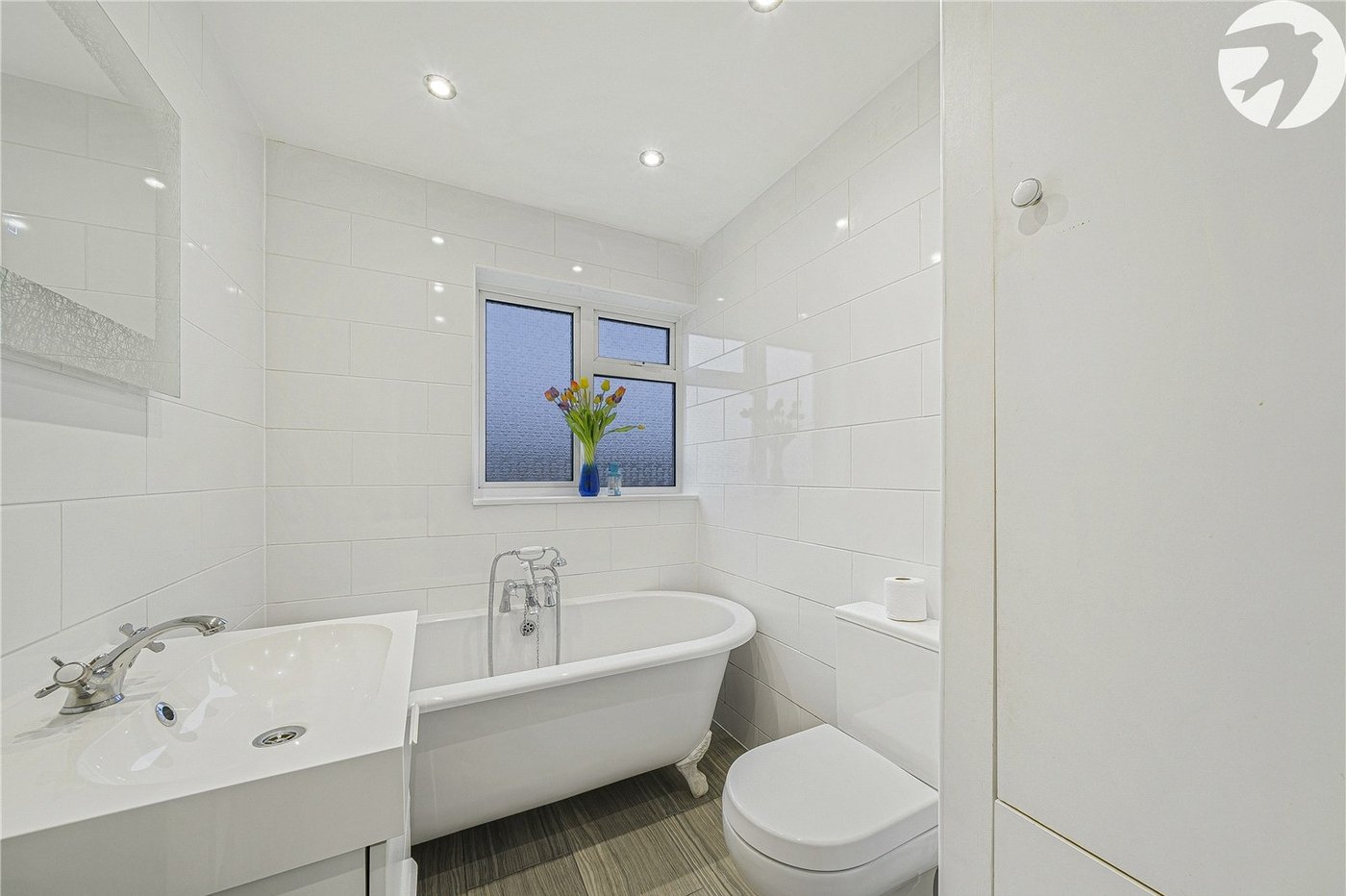 4 bedroom house to rent in Dartford | Robinson Jackson