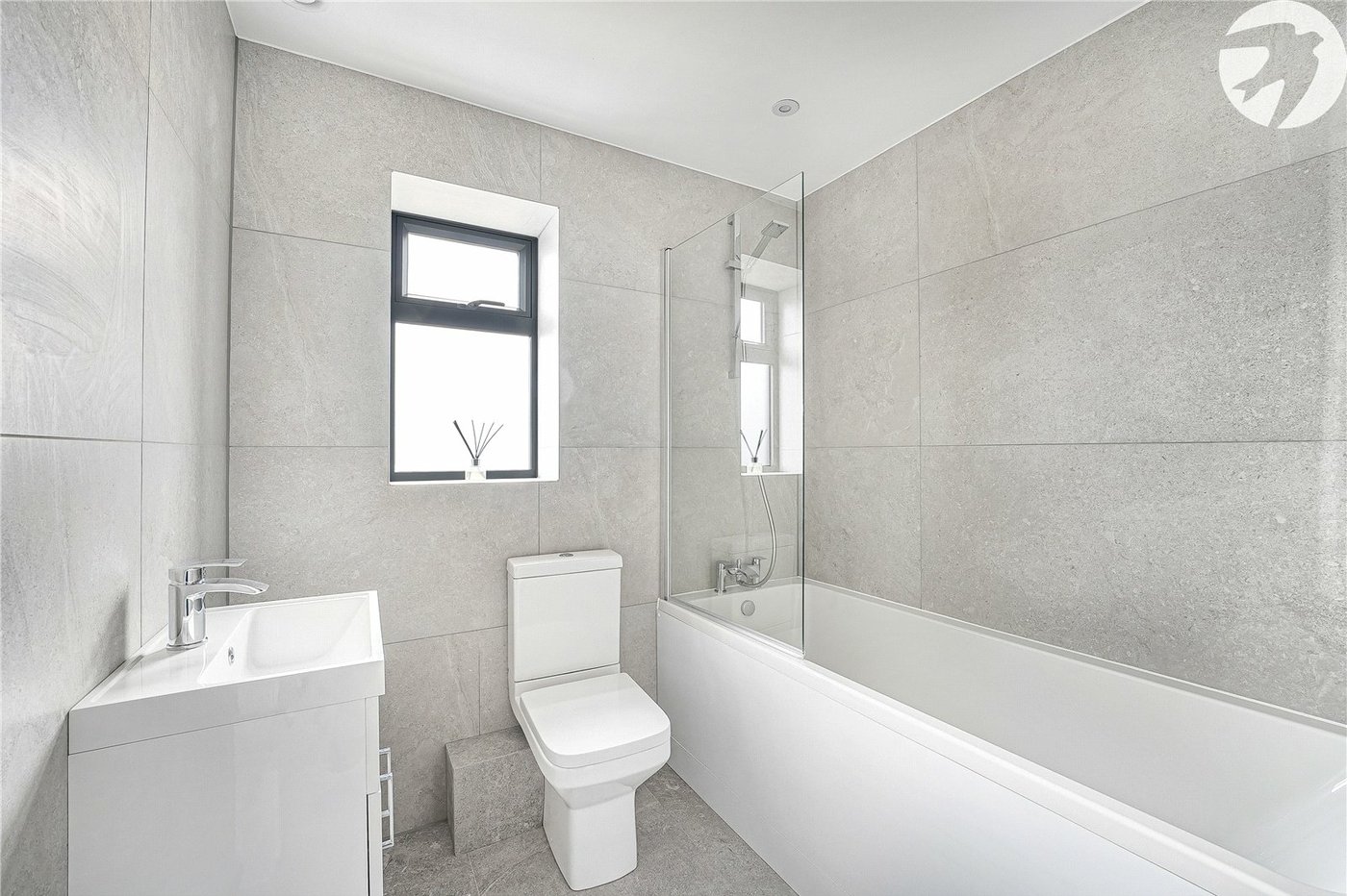 4 bedroom house for sale in Dartford | Robinson Jackson