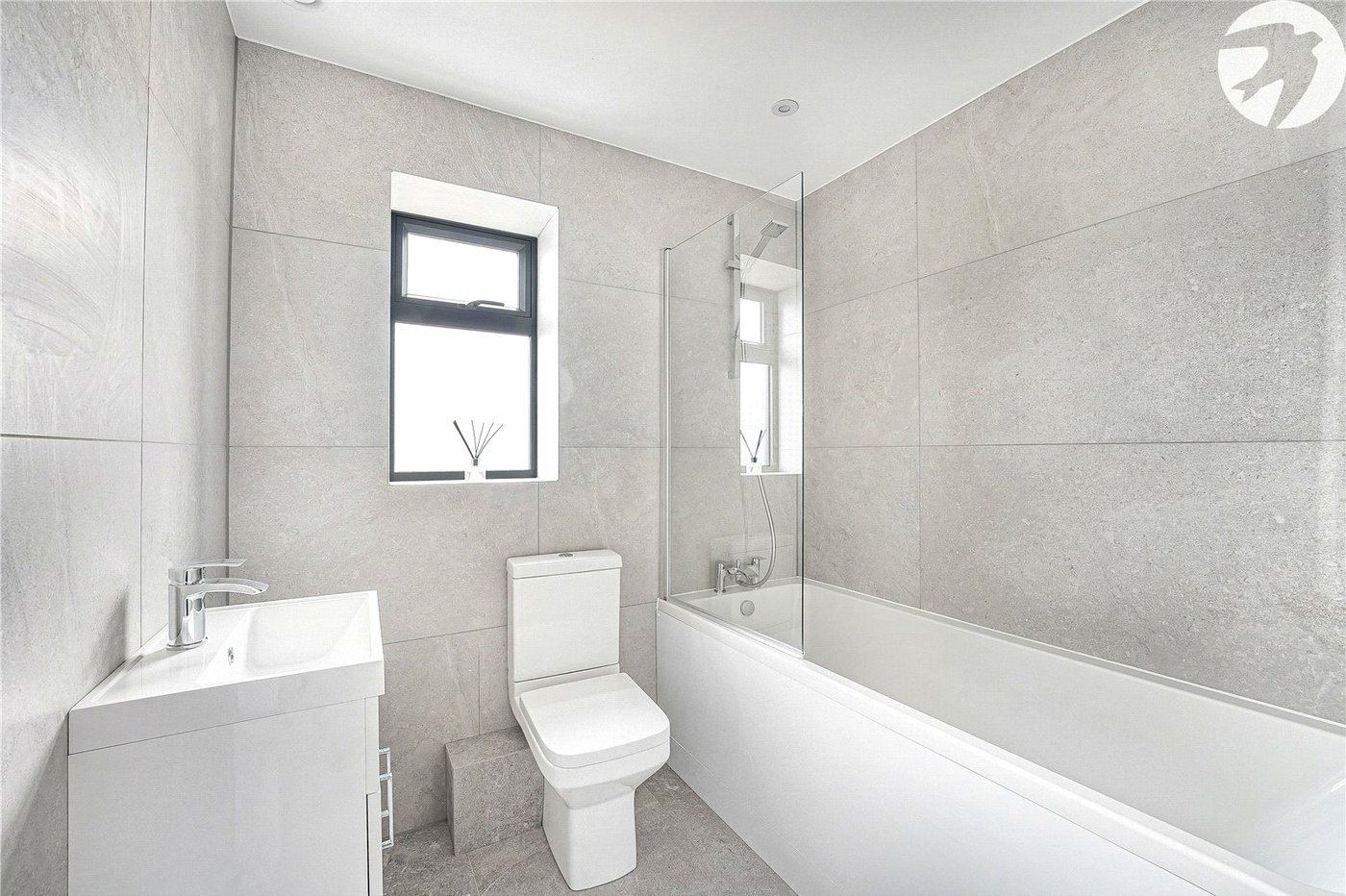 4 bedroom house for sale in Dartford | Robinson Jackson