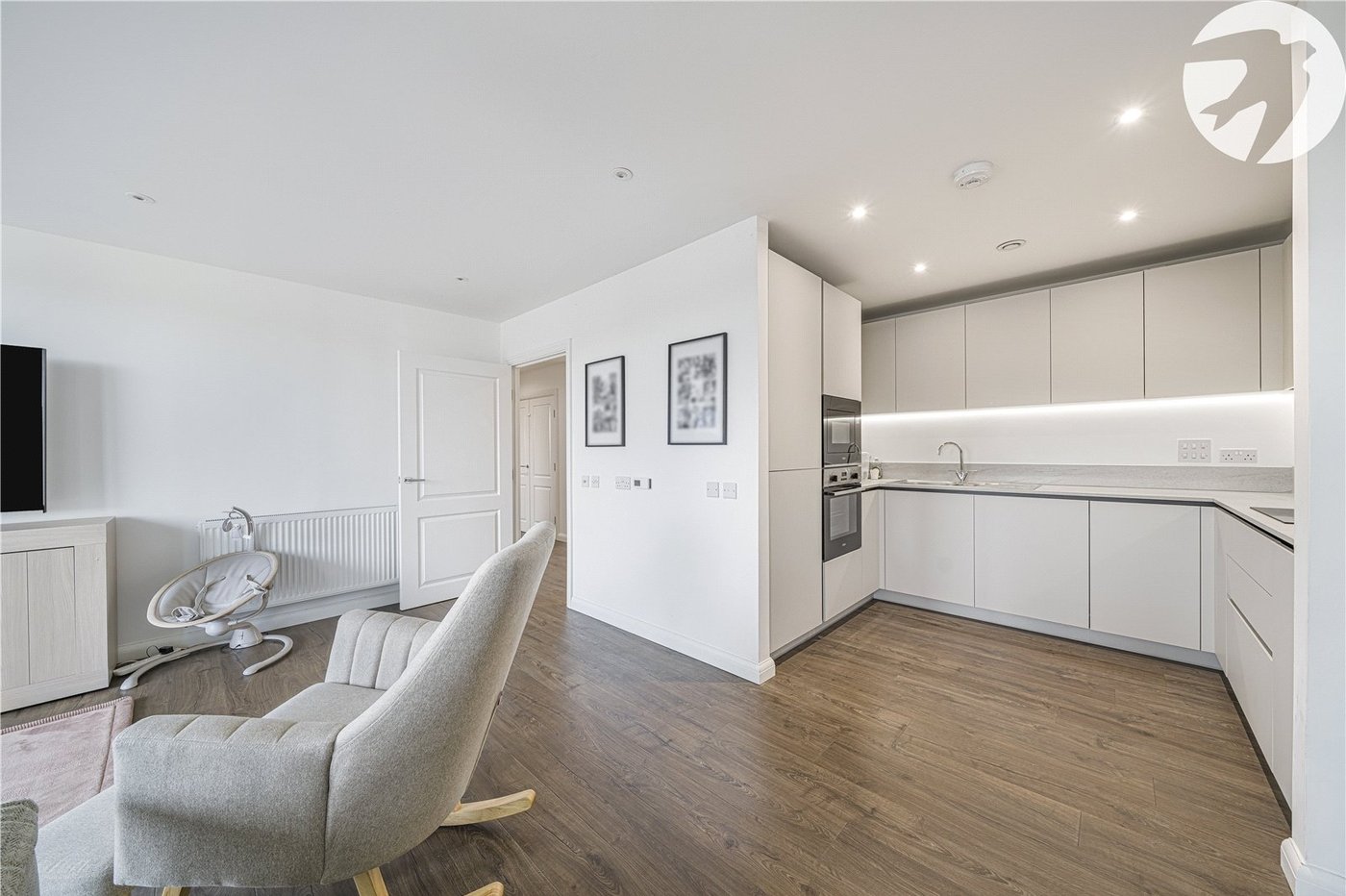 2 bedroom property for sale in Dartford | Robinson Jackson