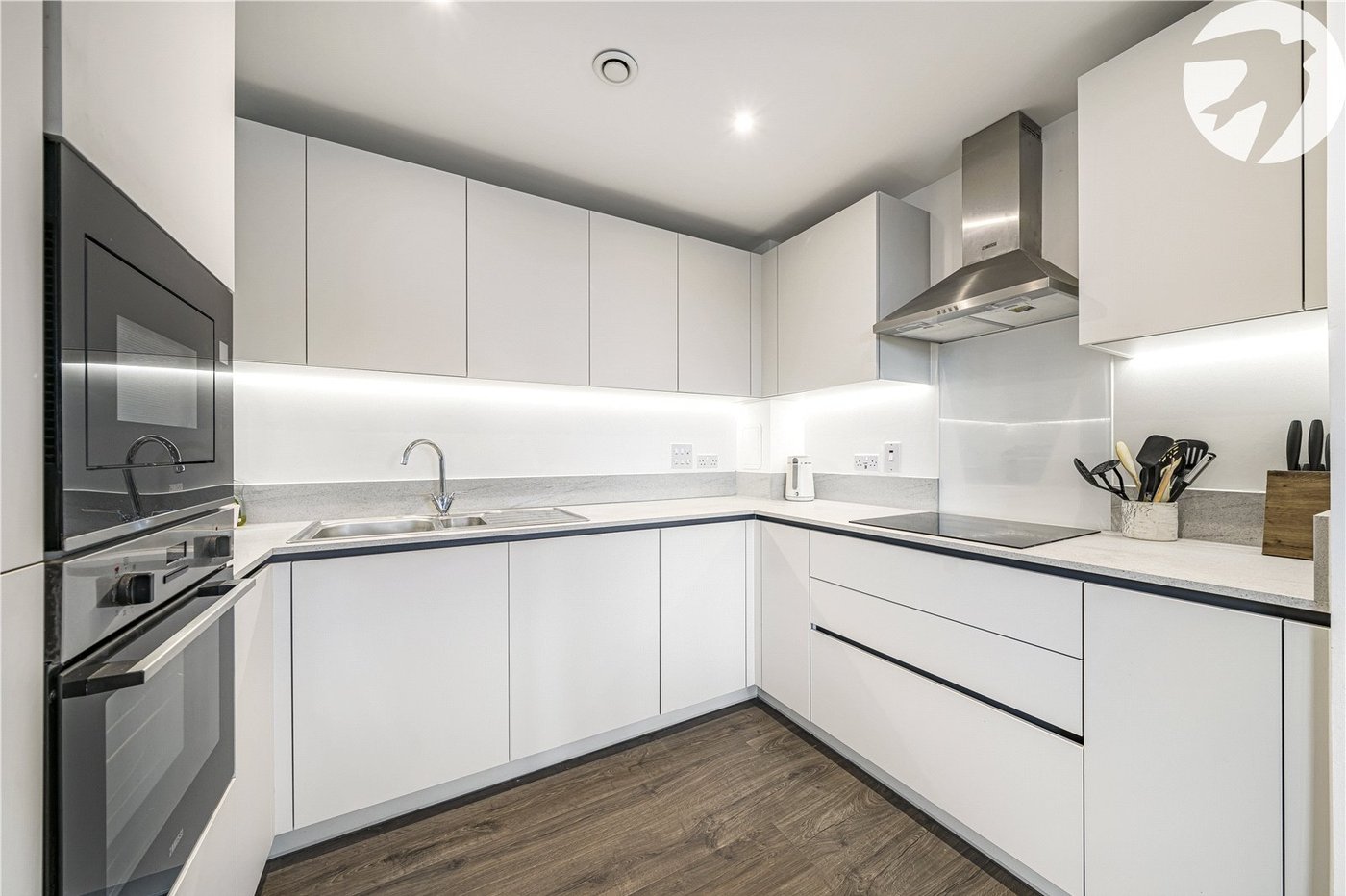 2 bedroom property for sale in Dartford | Robinson Jackson