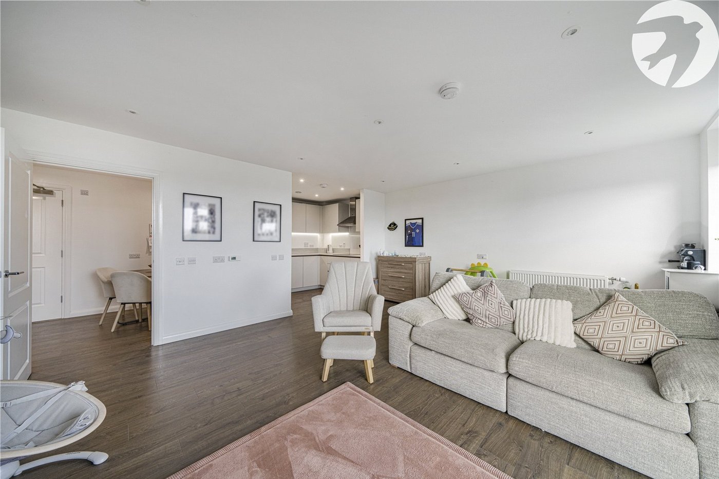 2 bedroom property for sale in Dartford | Robinson Jackson