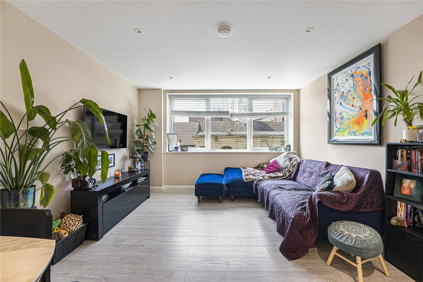 2 bedroom property for sale in Dartford | Robinson Jackson