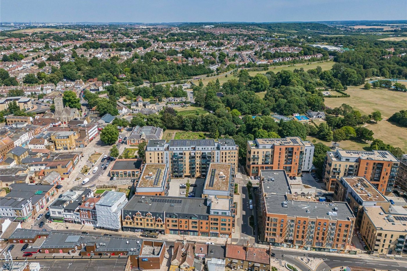2 bedroom property for sale in Dartford | Robinson Jackson