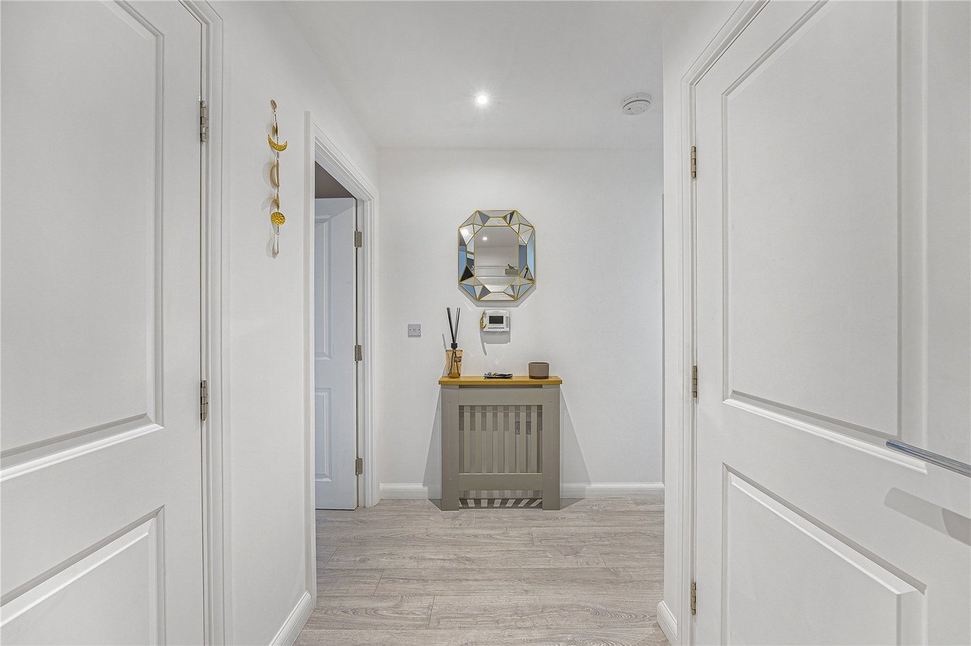 2 bedroom property for sale in Dartford | Robinson Jackson