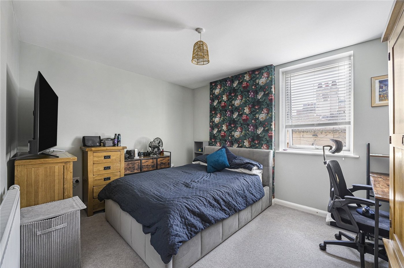 2 bedroom property for sale in Dartford | Robinson Jackson