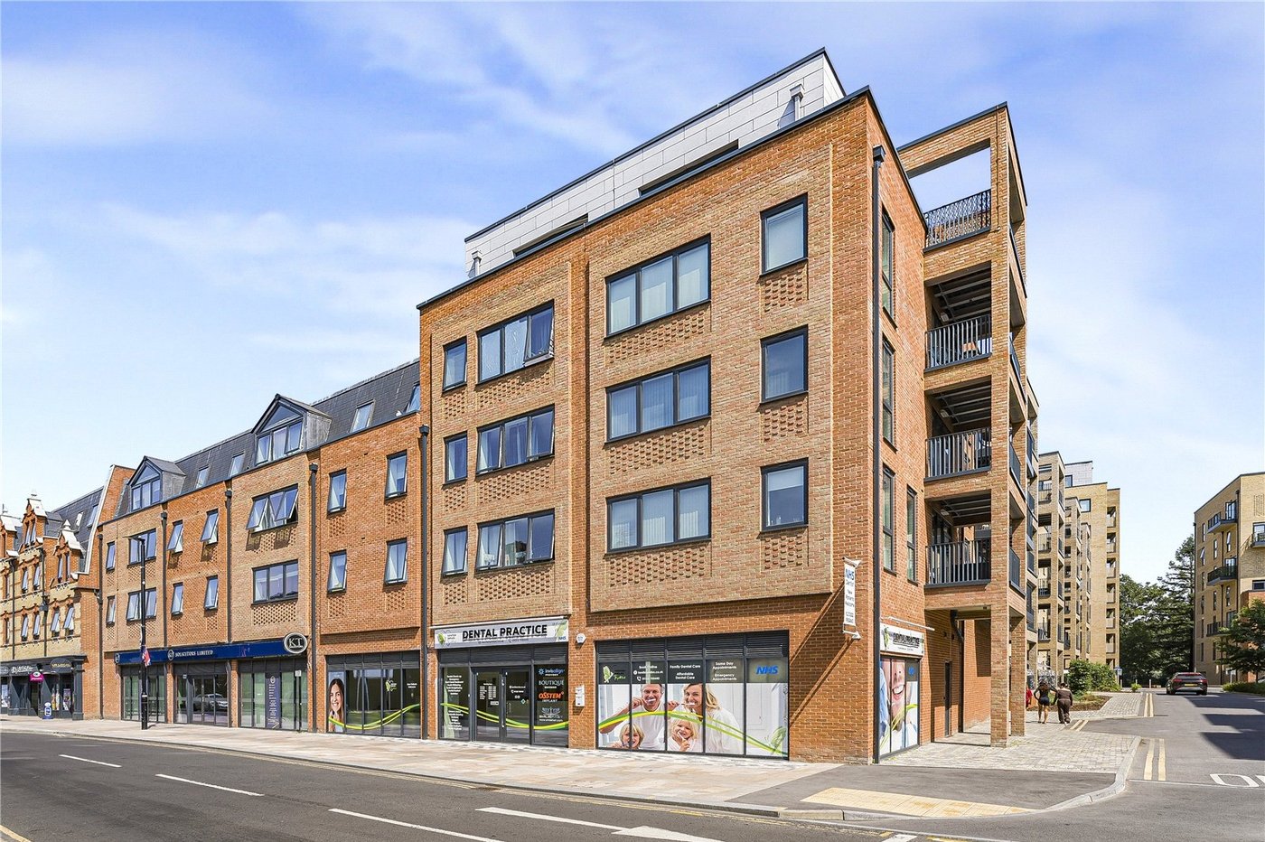 2 bedroom property for sale in Dartford | Robinson Jackson