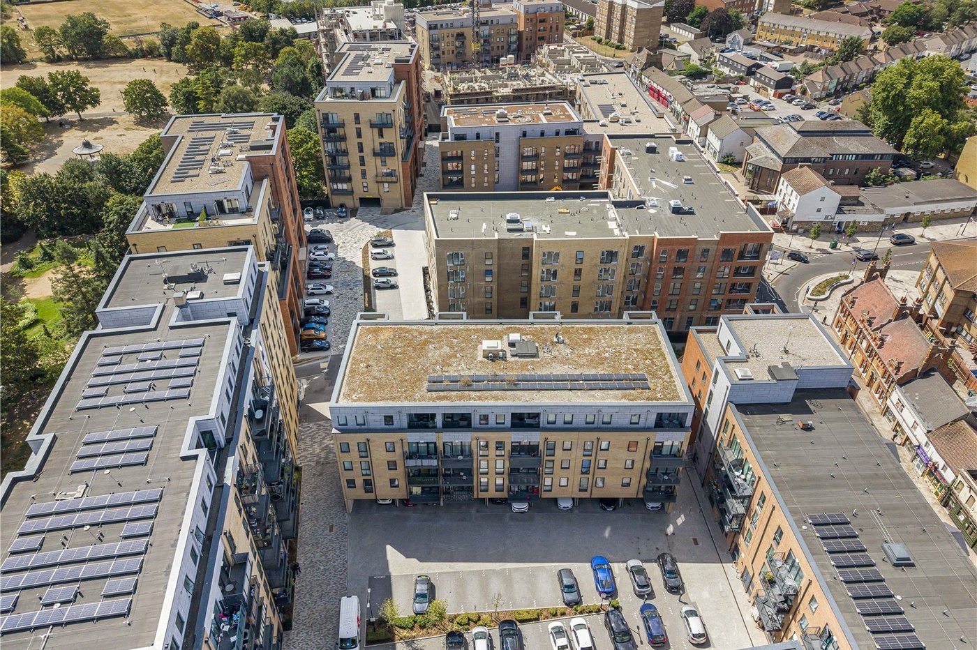 2 bedroom property for sale in Dartford | Robinson Jackson