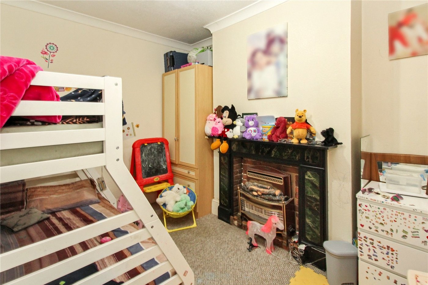 4 bedroom house for sale in London | Robinson Jackson