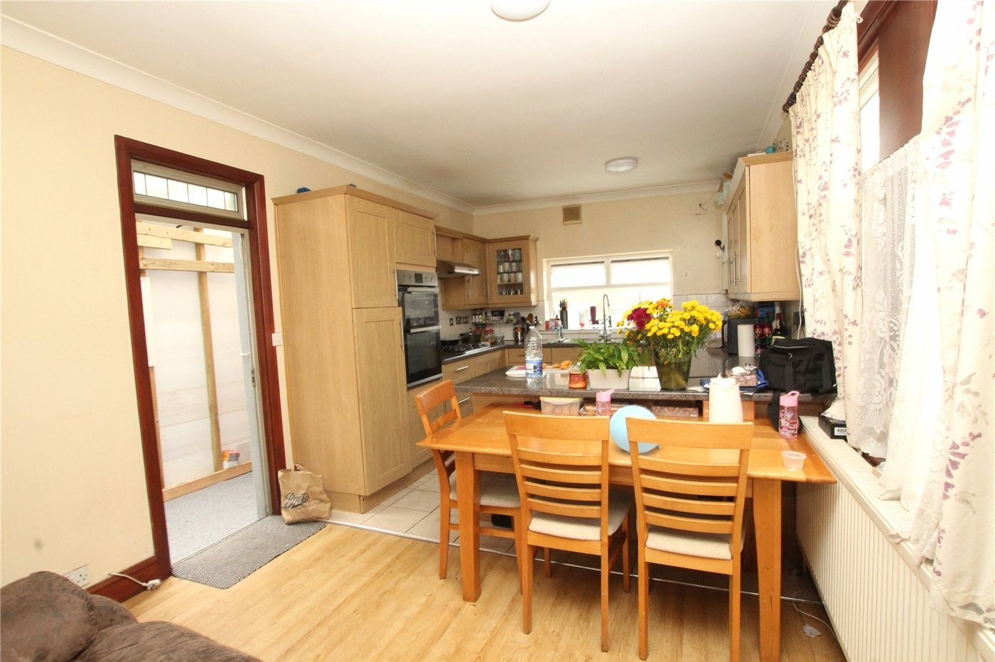 4 bedroom house for sale in London | Robinson Jackson