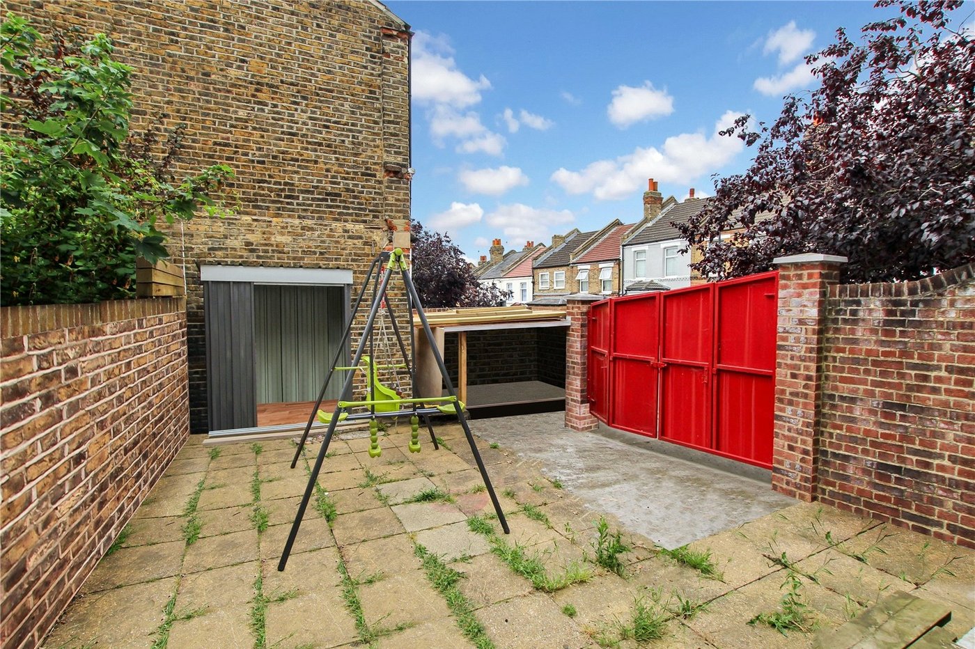 4 bedroom house for sale in London | Robinson Jackson