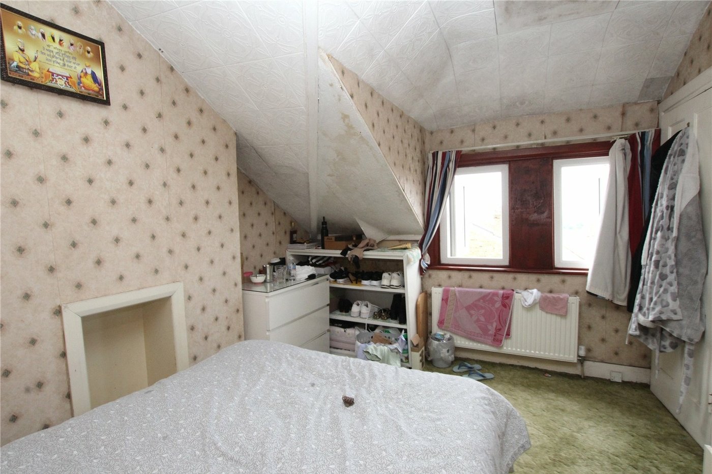 4 bedroom house for sale in London | Robinson Jackson