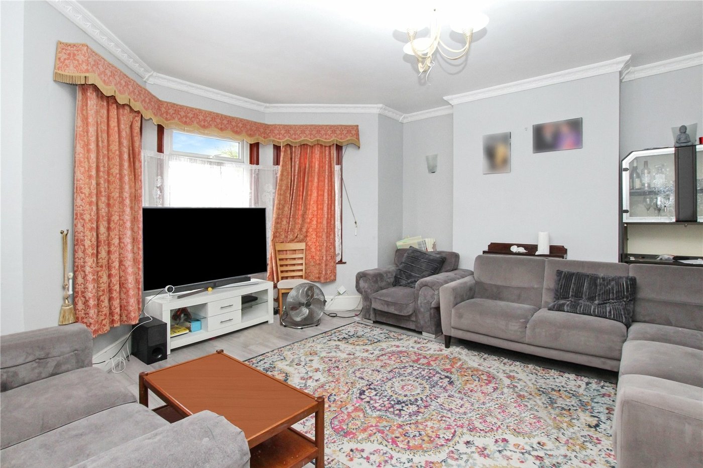 4 bedroom house for sale in London | Robinson Jackson