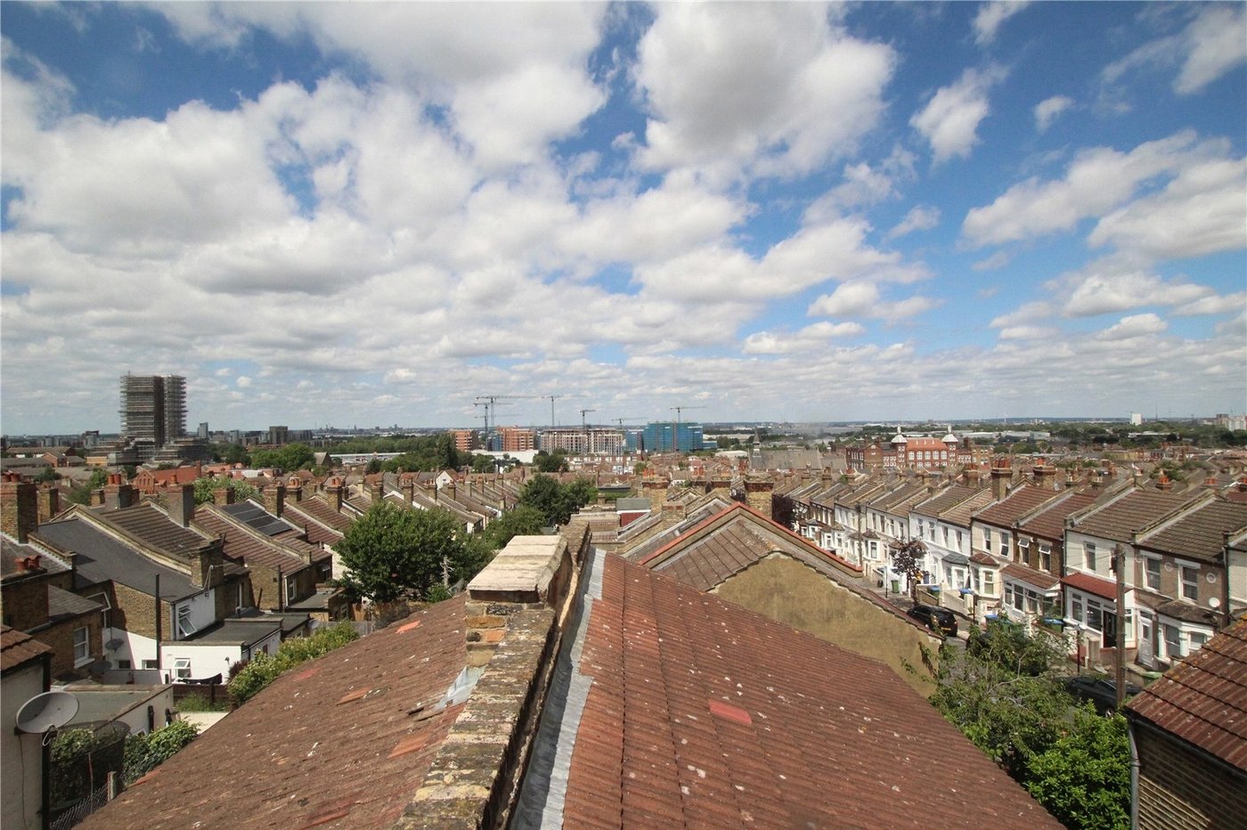 4 bedroom house for sale in London | Robinson Jackson