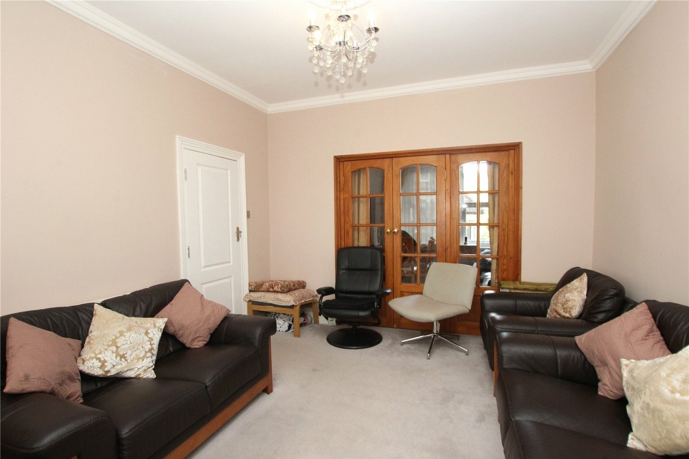 4 bedroom house for sale in London | Robinson Jackson