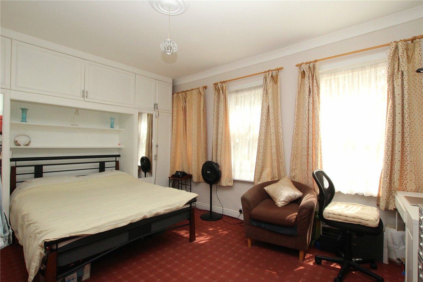 4 bedroom house for sale in London | Robinson Jackson