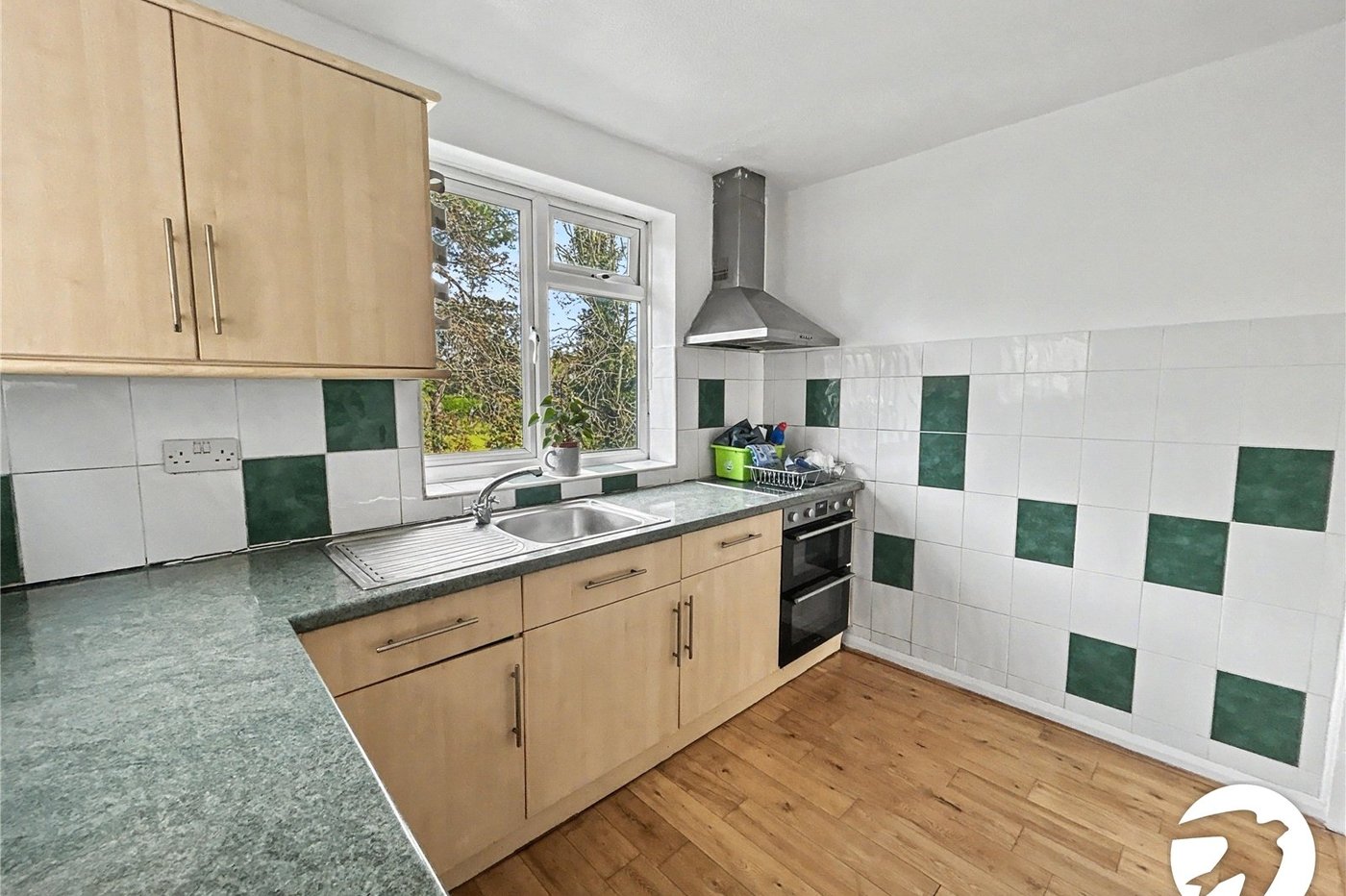 2 bedroom property for sale in Sidcup Hill | Robinson Jackson