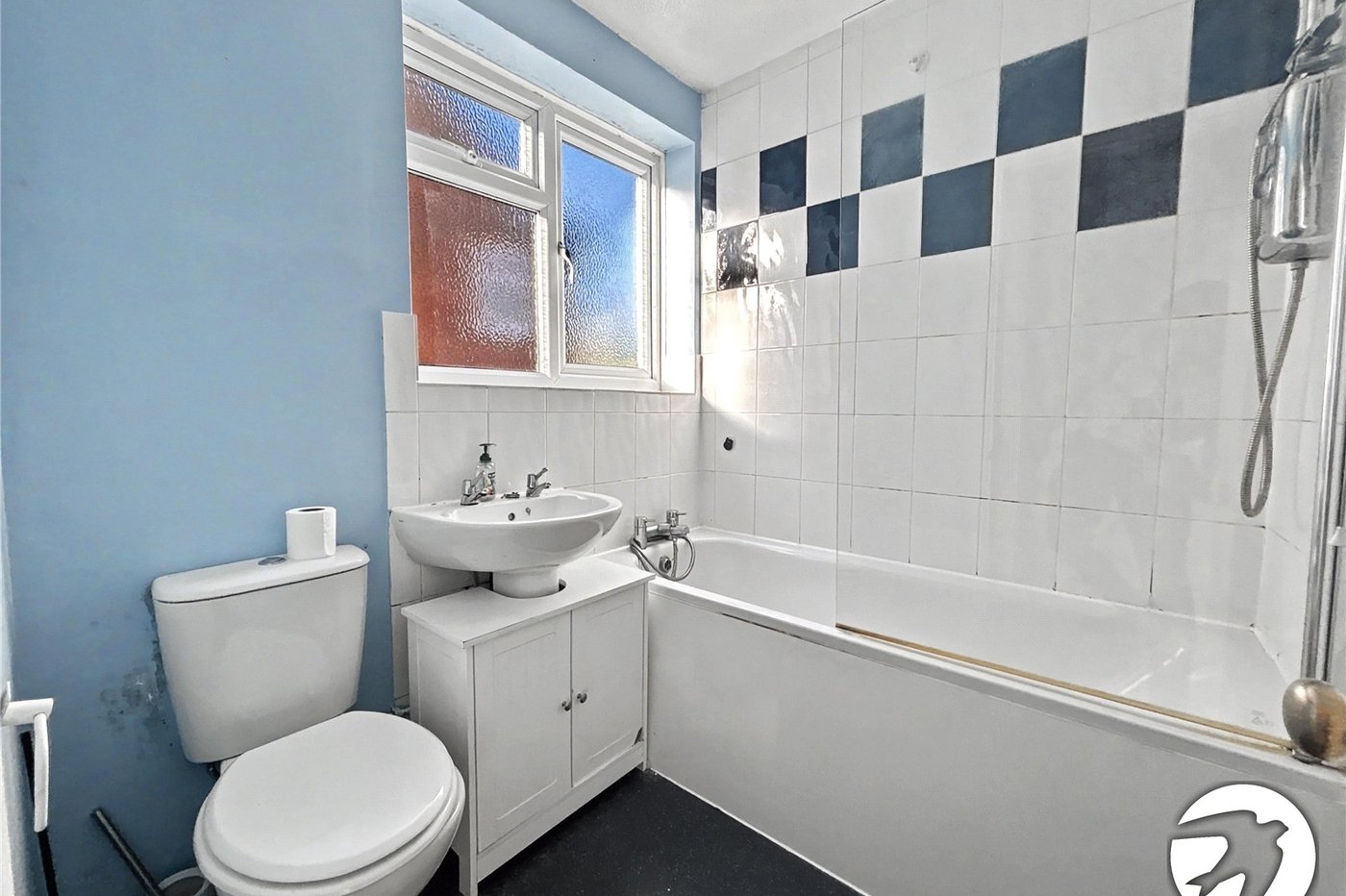 2 bedroom property for sale in Sidcup Hill | Robinson Jackson