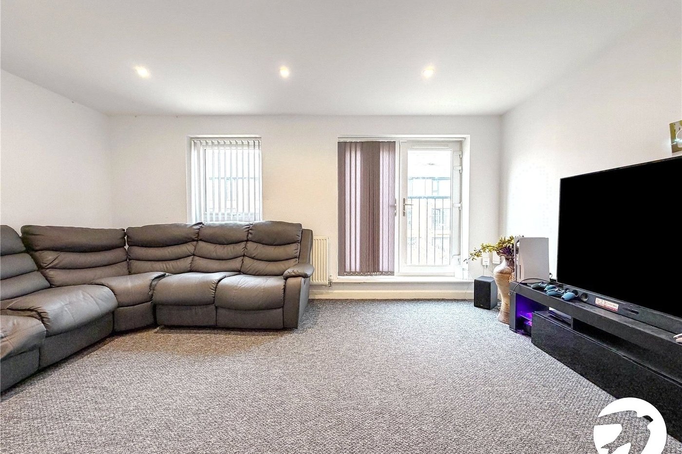 4 bedroom house for sale in Chatham | Robinson Michael & Jackson