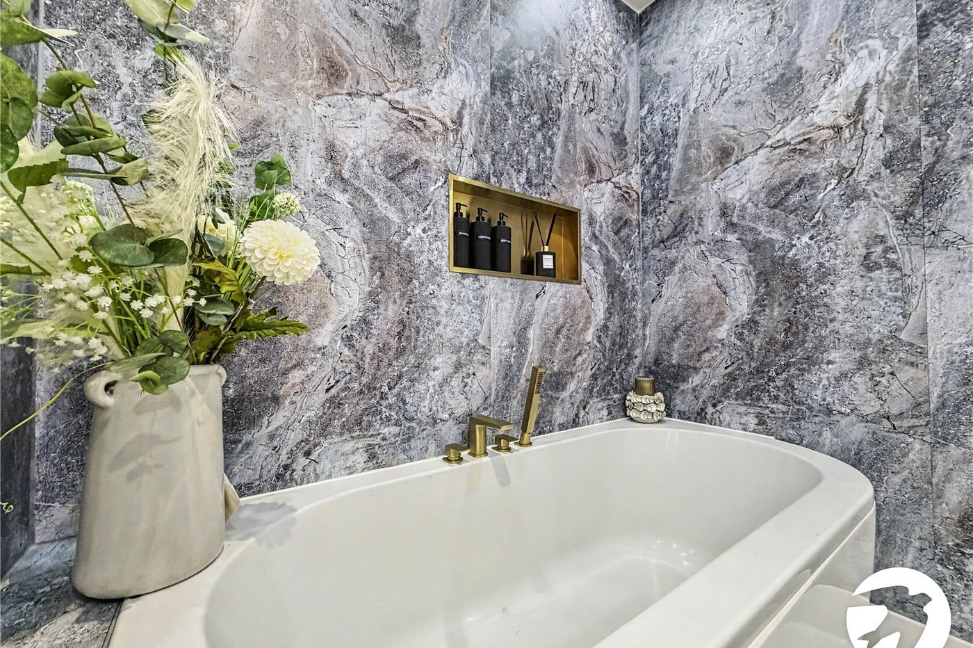 3 bedroom property for sale in Valleta Way | Robinson Michael & Jackson