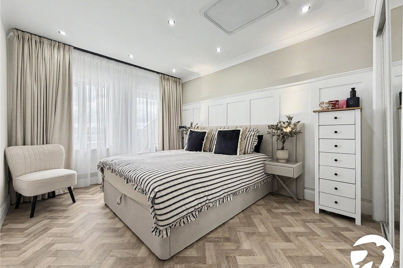 3 bedroom property for sale in Valleta Way | Robinson Michael & Jackson