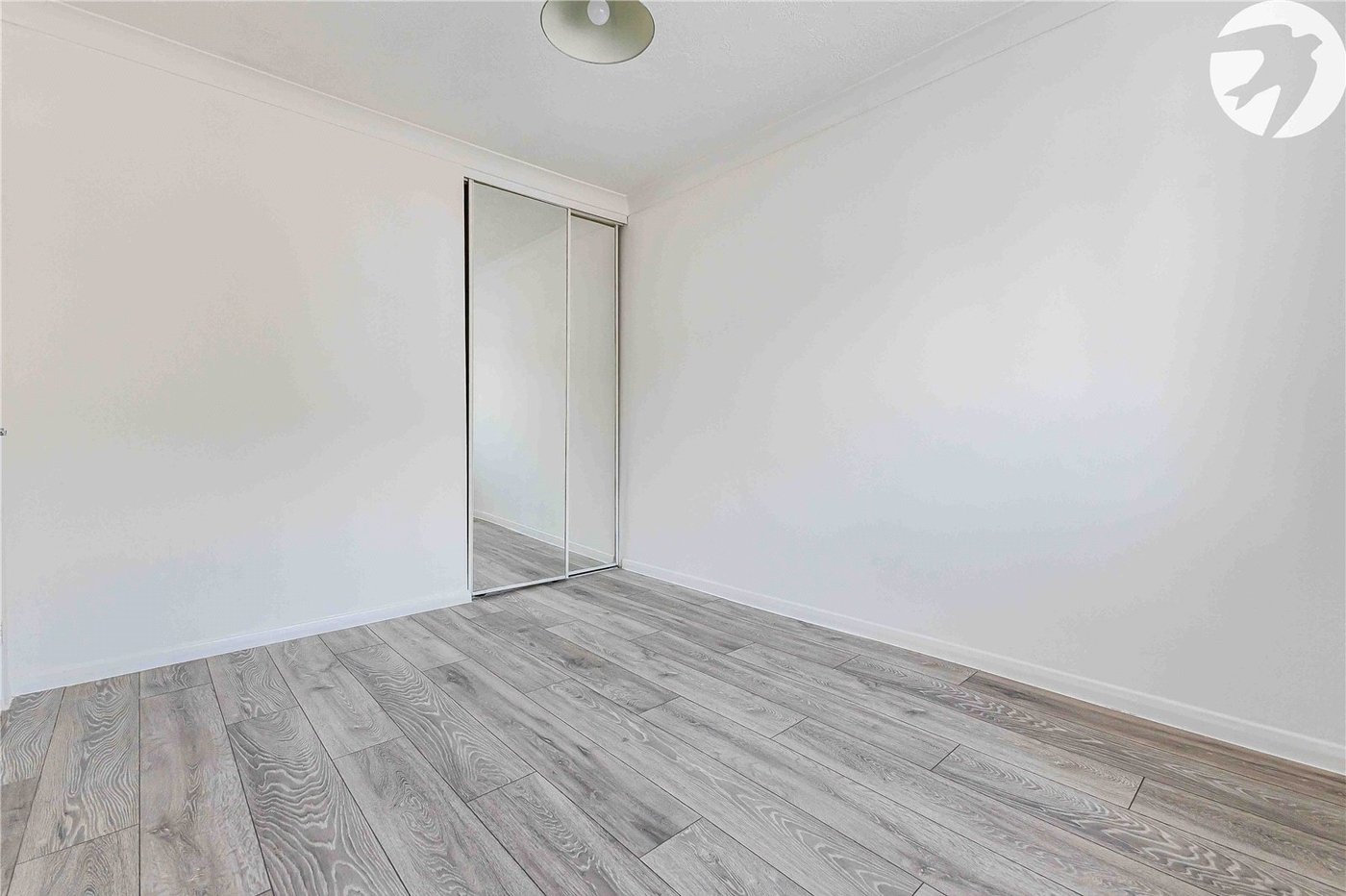 2 bedroom house for sale in Upnor | Robinson Michael & Jackson