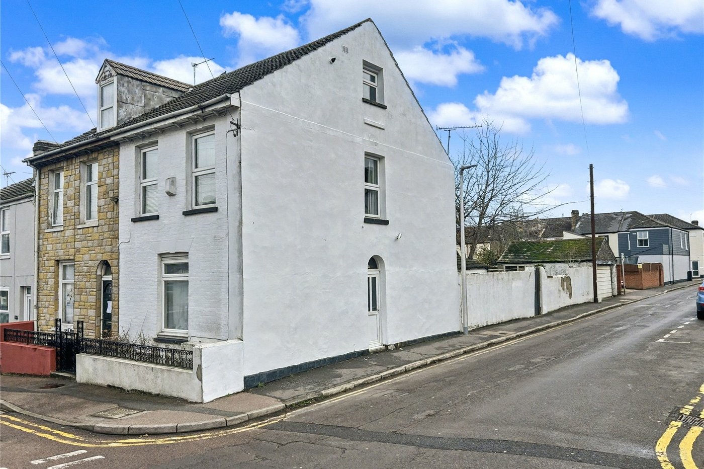 2 bedroom property for sale in Gillingham | Robinson Michael & Jackson