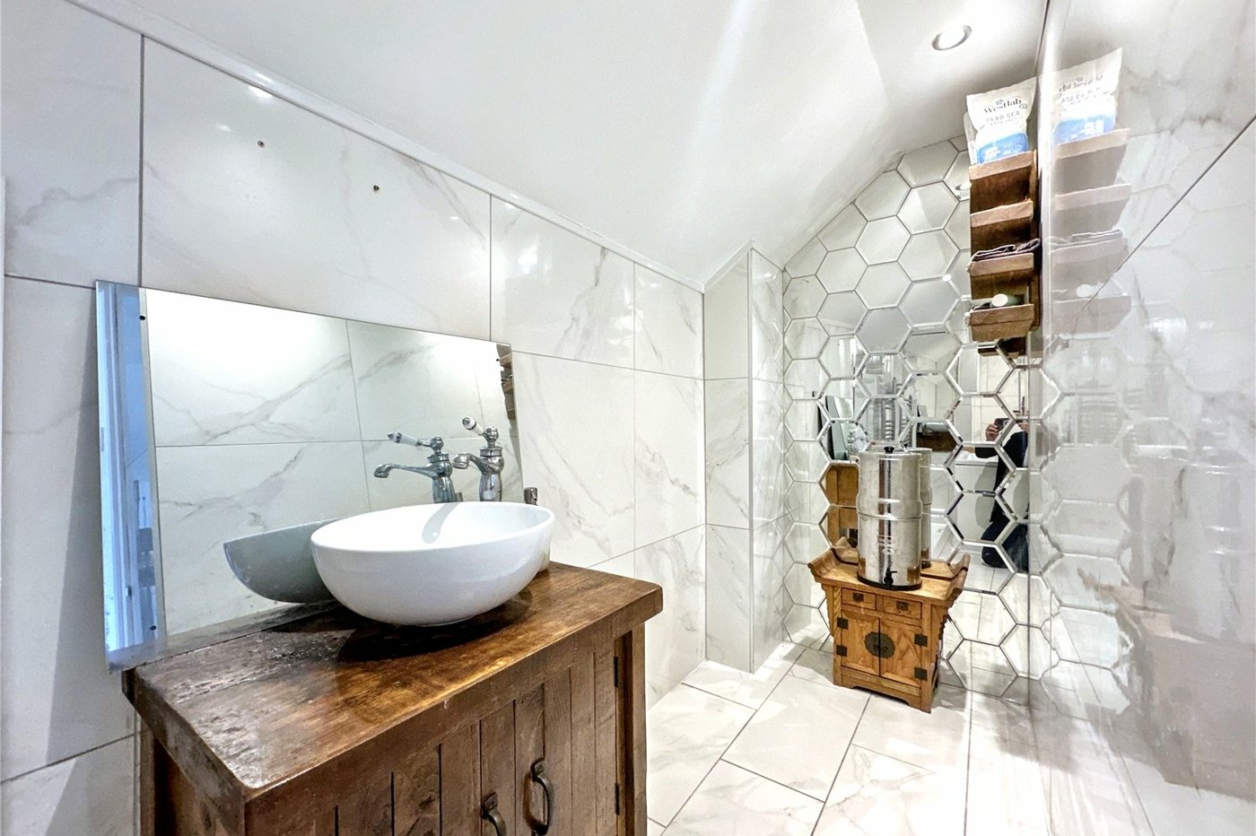 2 bedroom property for sale in Gillingham | Robinson Michael & Jackson