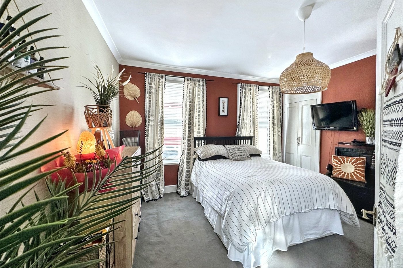 2 bedroom property for sale in Gillingham | Robinson Michael & Jackson