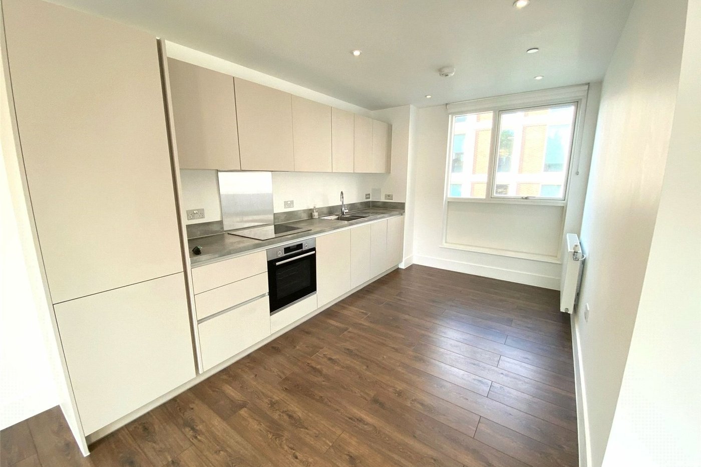 1 bedroom property for sale in  | Robinson Jackson