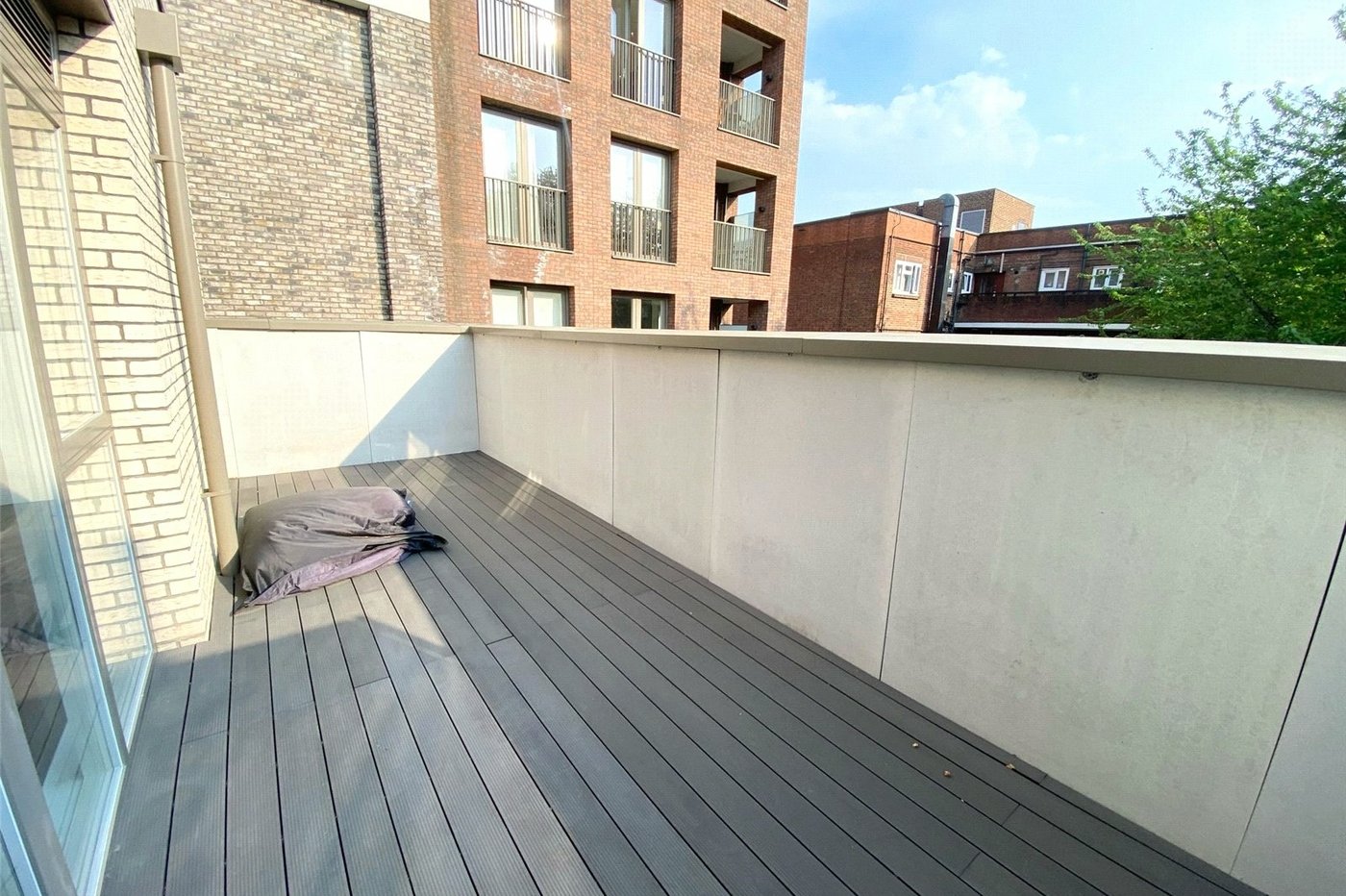 1 bedroom property for sale in  | Robinson Jackson