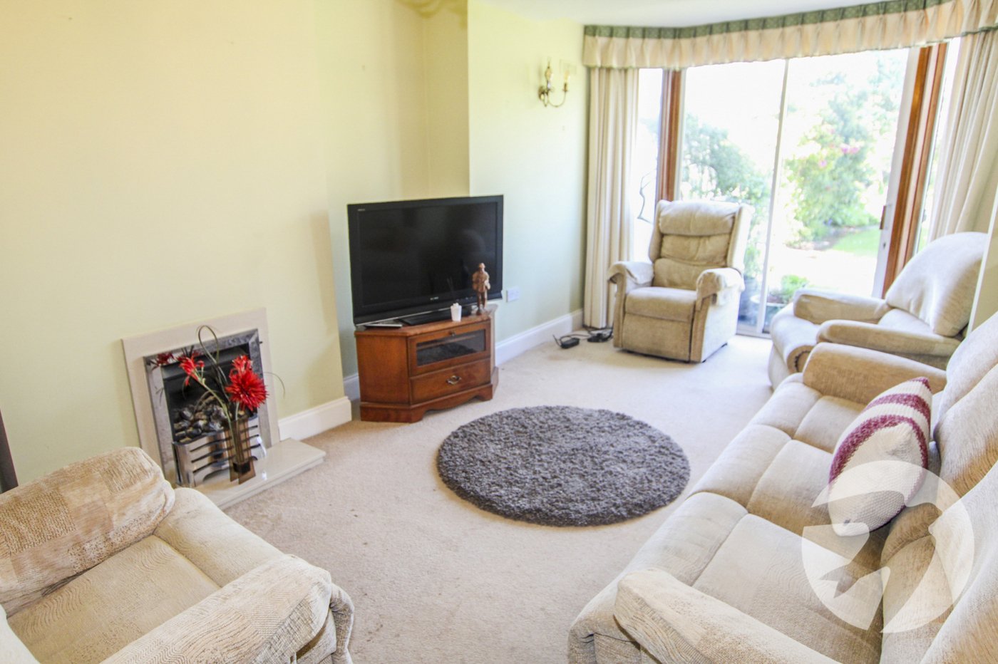 3 bedroom house for sale in London | Robinson Jackson