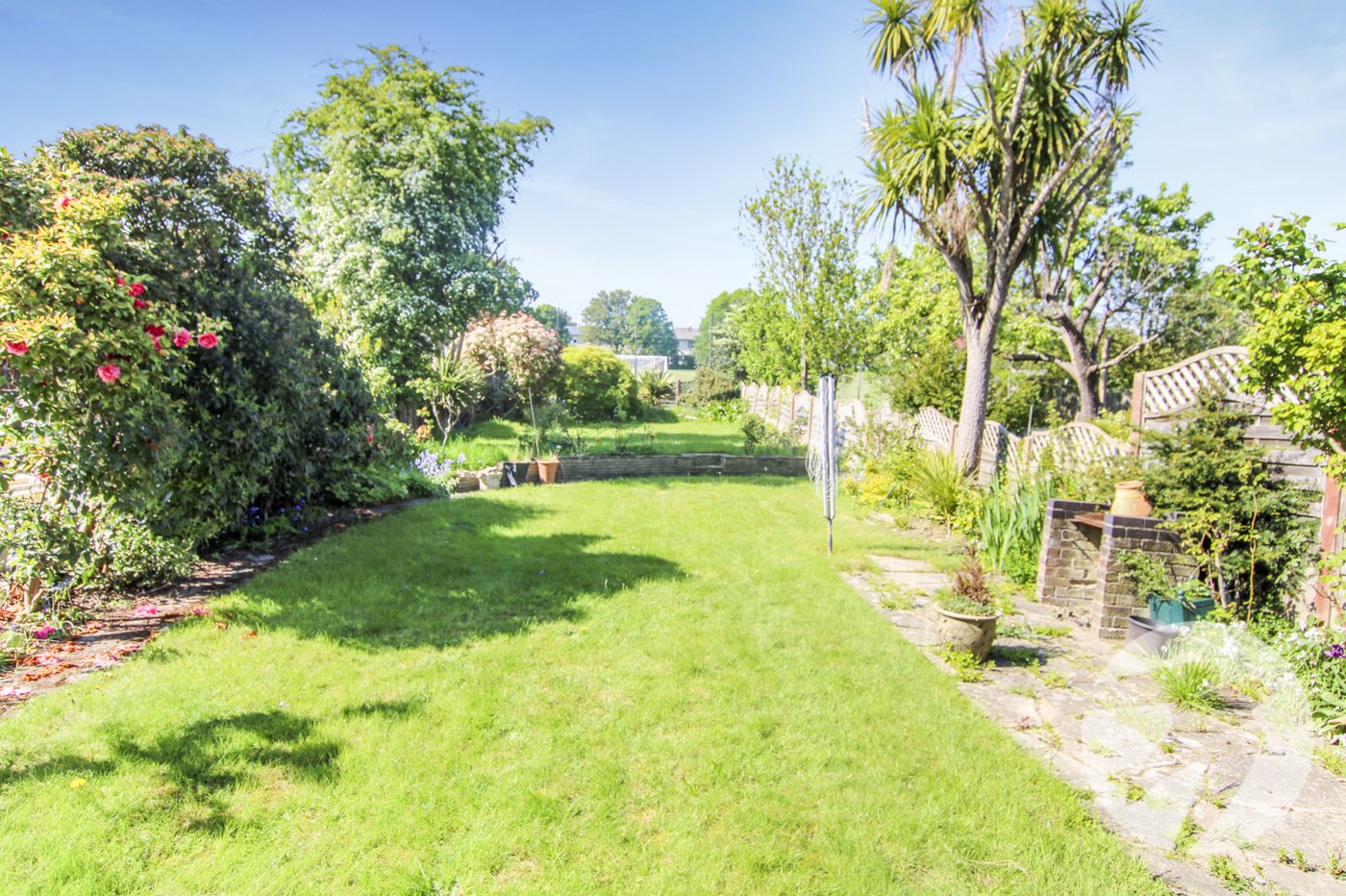 3 bedroom house for sale in London | Robinson Jackson