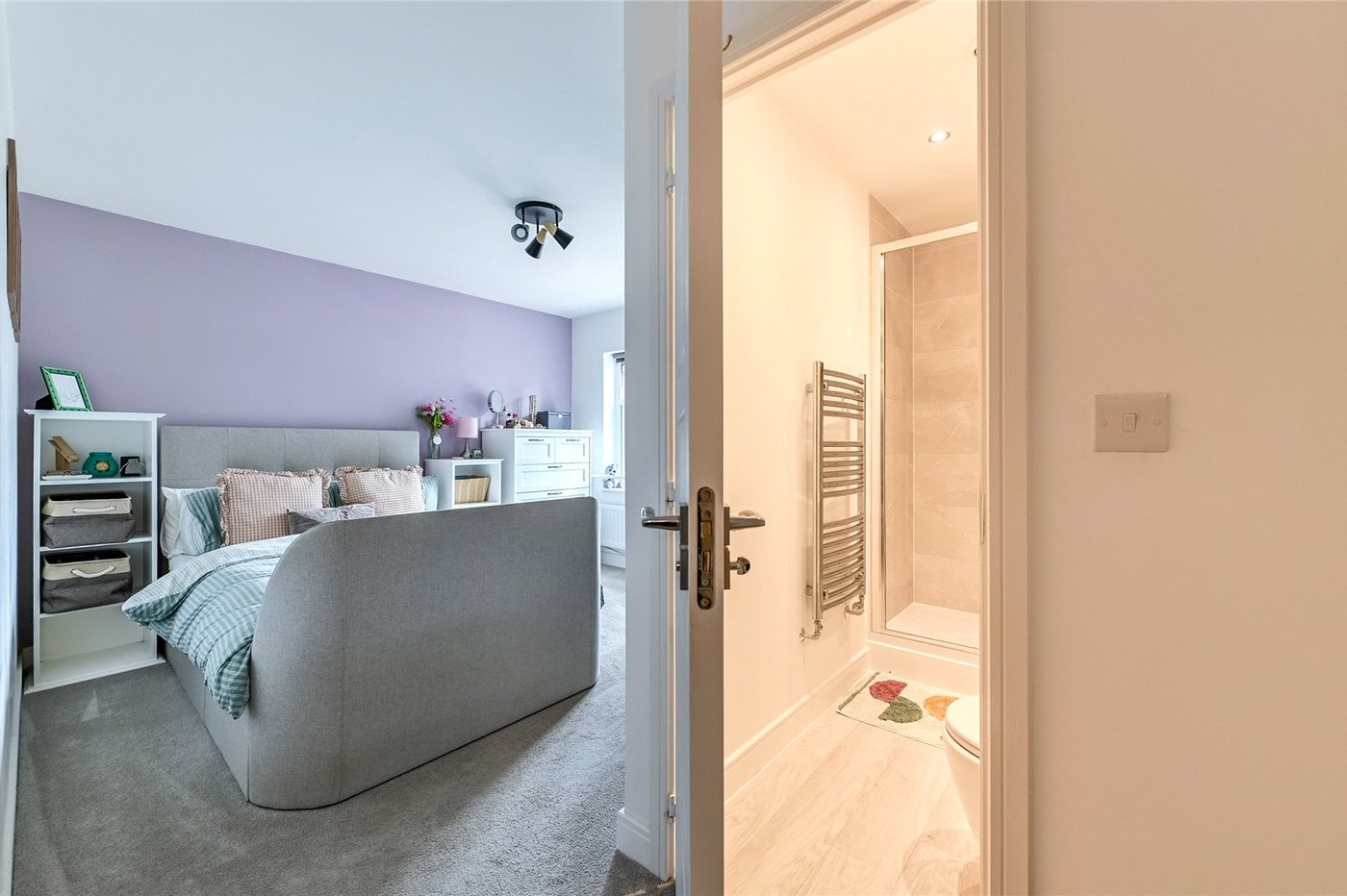 2 bedroom property for sale in Maidstone | Robinson Michael & Jackson