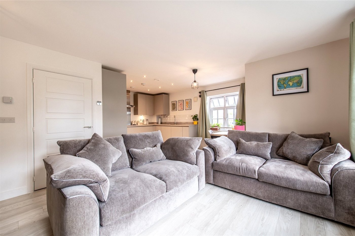 2 bedroom property for sale in Maidstone | Robinson Michael & Jackson