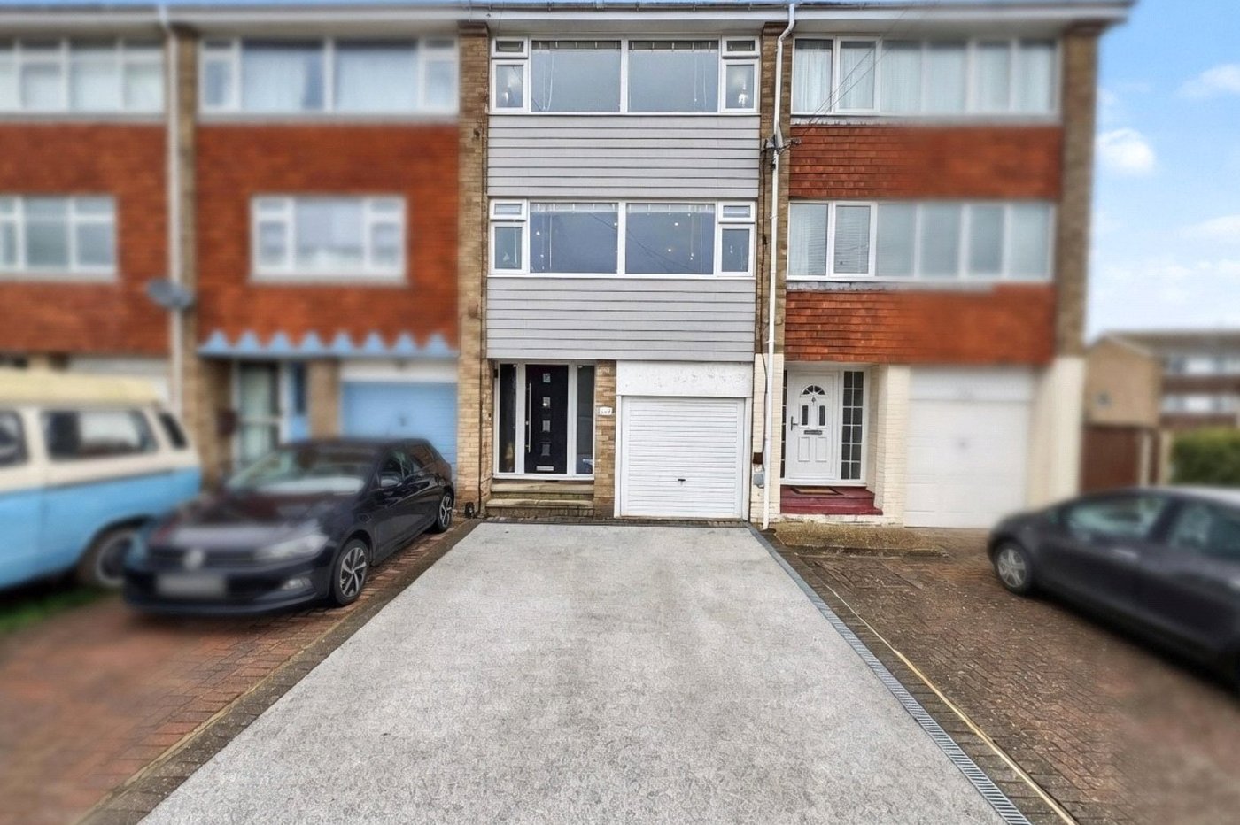 4 bedroom property for sale in Rainham | Robinson Michael & Jackson