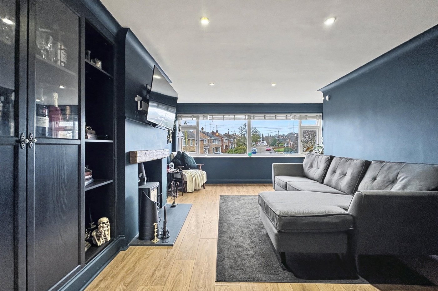 4 bedroom property for sale in Rainham | Robinson Michael & Jackson