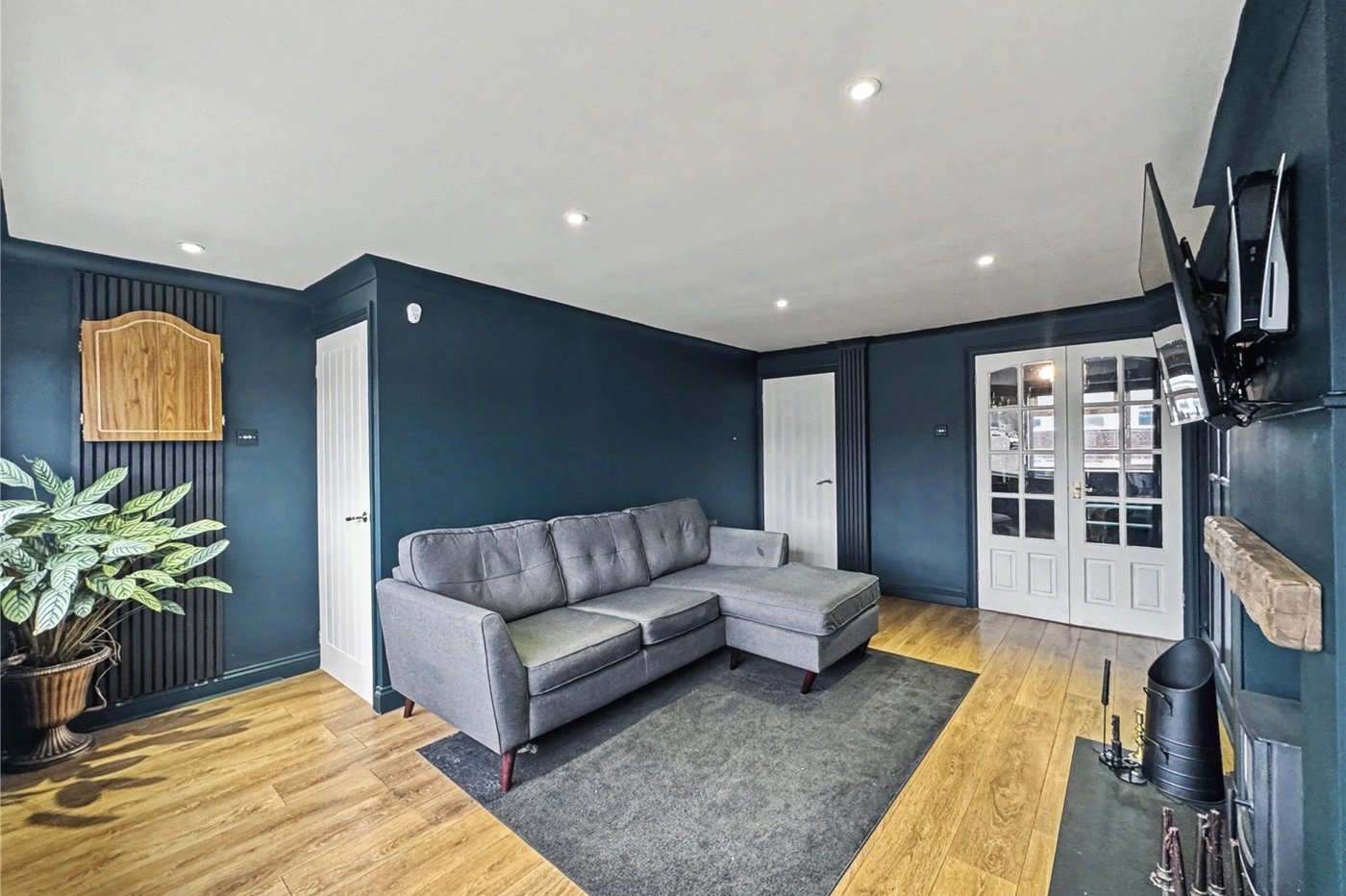 4 bedroom property for sale in Rainham | Robinson Michael & Jackson