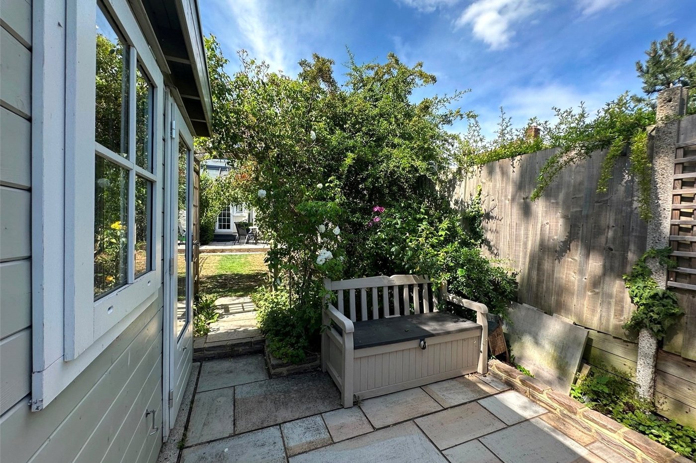 3 bedroom house for sale in Bromley | Robinson Jackson