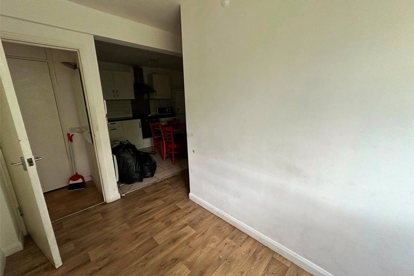 1 bedroom property for sale in London | Robinson Jackson