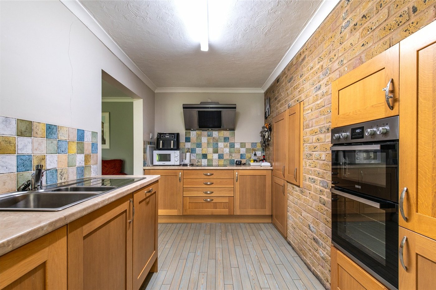 3 bedroom house for sale in Rochester | Robinson Michael & Jackson