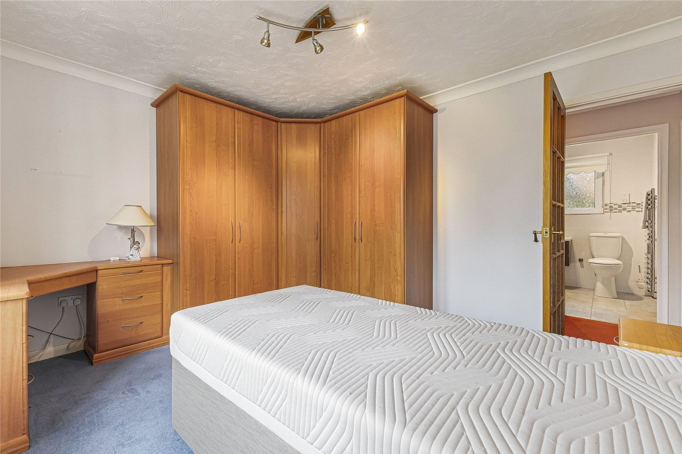 3 bedroom bungalow for sale in Rochester | Robinson Michael & Jackson