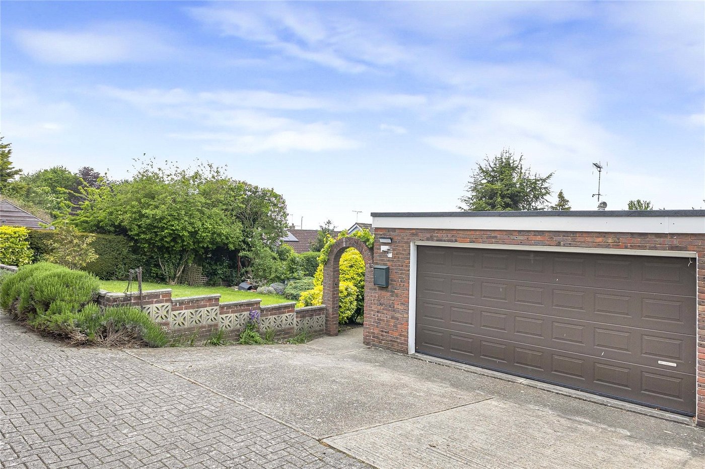 3 bedroom bungalow for sale in Rochester | Robinson Michael & Jackson