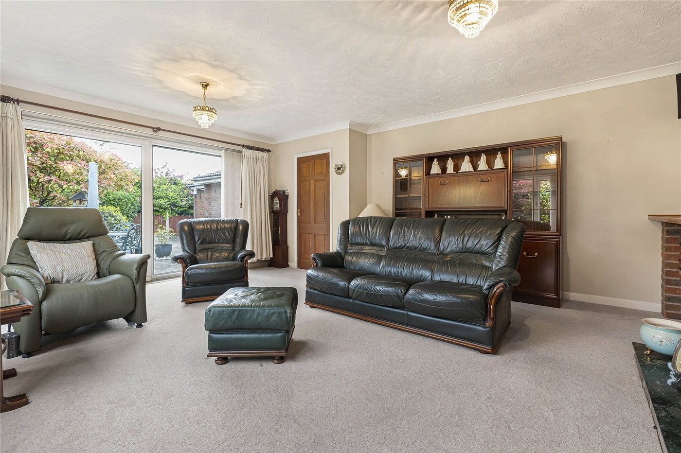 3 bedroom bungalow for sale in Rochester | Robinson Michael & Jackson