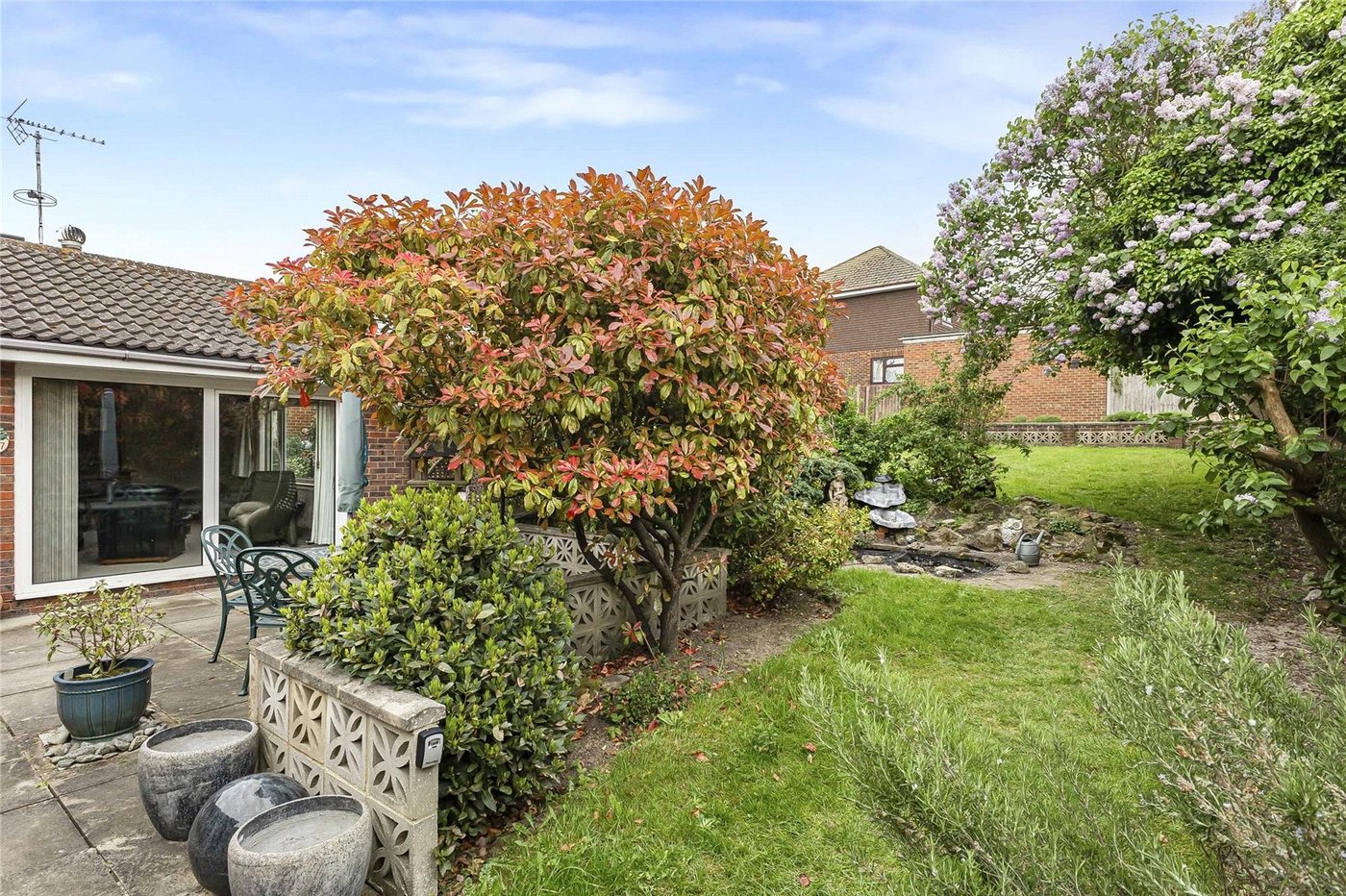 3 bedroom bungalow for sale in Rochester | Robinson Michael & Jackson