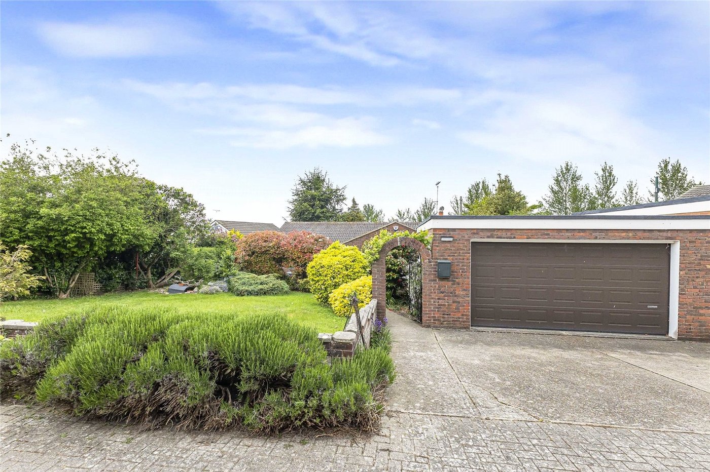 3 bedroom bungalow for sale in Rochester | Robinson Michael & Jackson