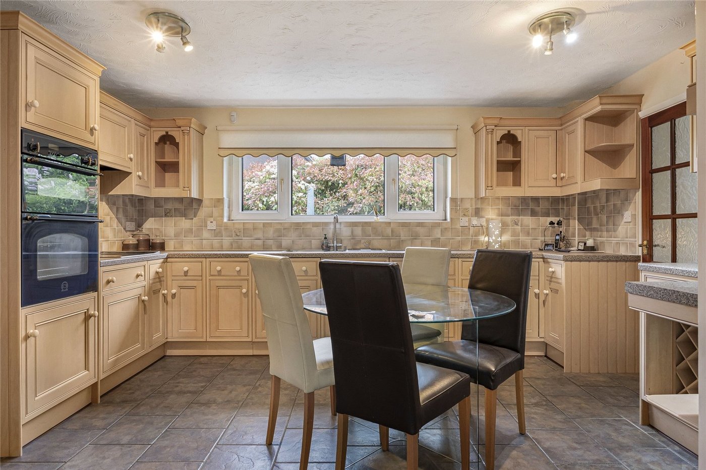 3 bedroom bungalow for sale in Rochester | Robinson Michael & Jackson